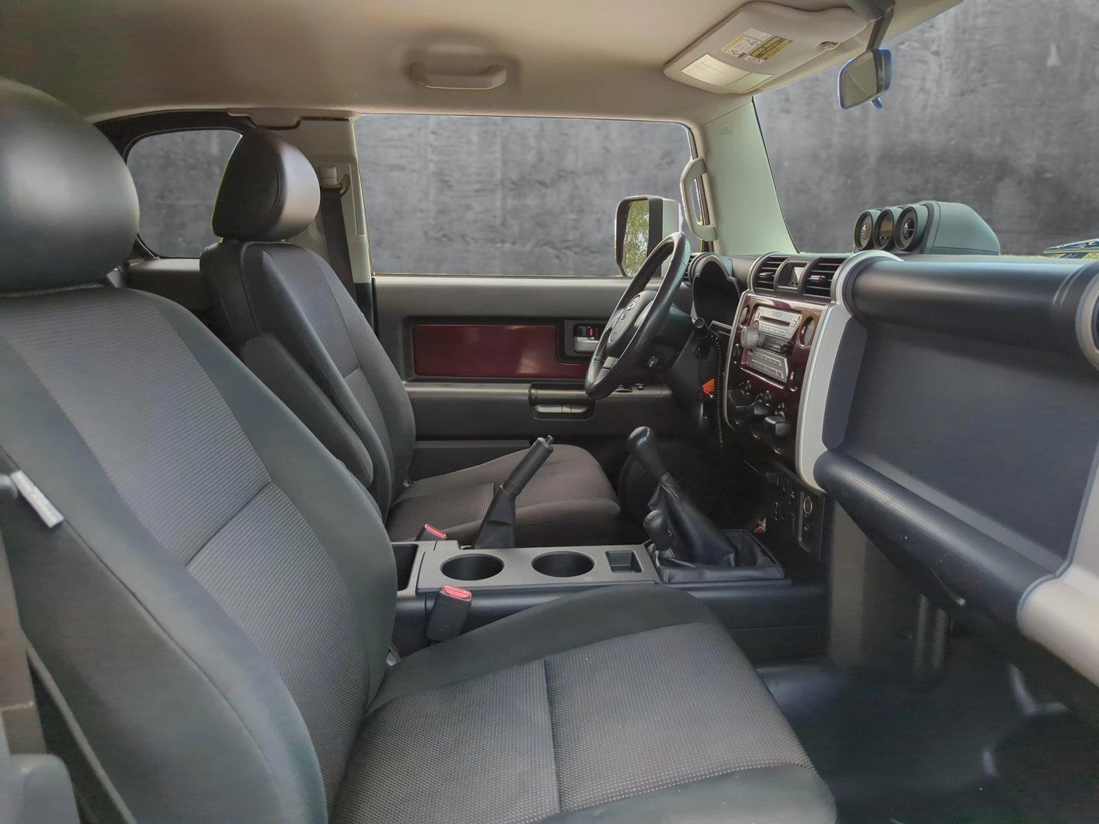 2007 Toyota FJ Cruiser Vehicle Photo in Margate, FL 33063
