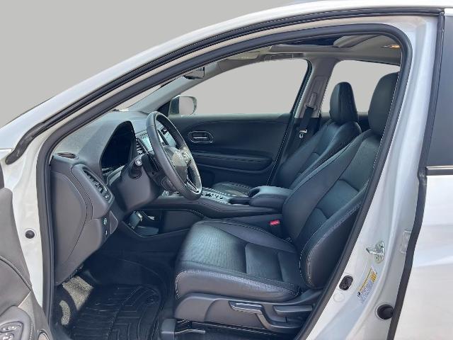2022 Honda HR-V Vehicle Photo in APPLETON, WI 54914-8833