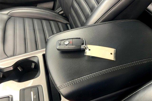 2024 Ford Edge Vehicle Photo in TOPEKA, KS 66609-0000