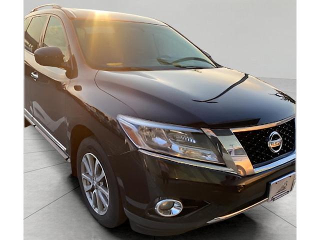 2015 Nissan Pathfinder Vehicle Photo in Appleton, WI 54913