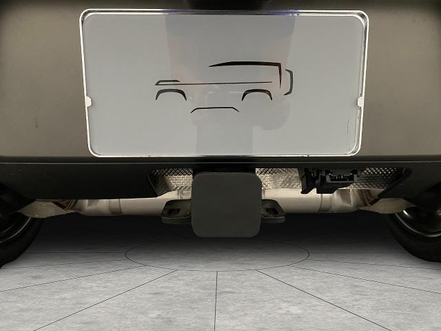2025 Defender Vehicle Photo in Appleton, WI 54913