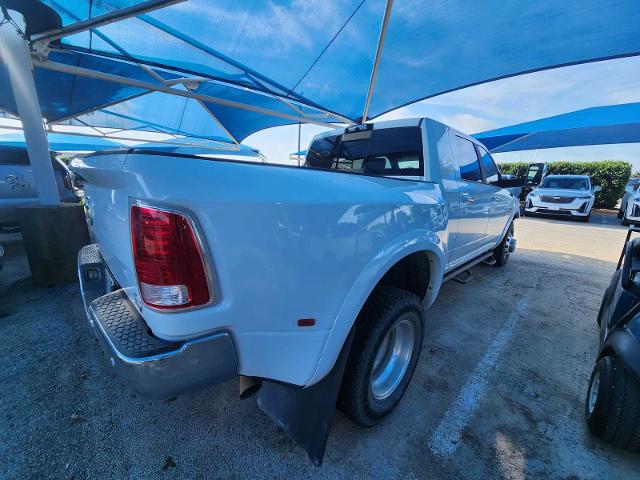 2017 Ram 3500 Vehicle Photo in DENTON, TX 76210-9321