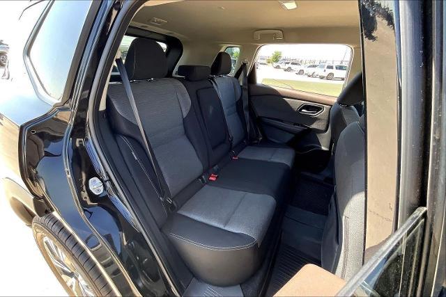 2022 Nissan Rogue Vehicle Photo in Grapevine, TX 76051