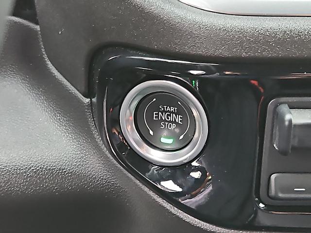 2025 GMC Sierra 2500 HD Vehicle Photo in TREVOSE, PA 19053-4984