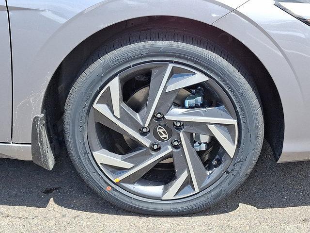 2025 Hyundai ELANTRA Hybrid Vehicle Photo in Philadelphia, PA 19116
