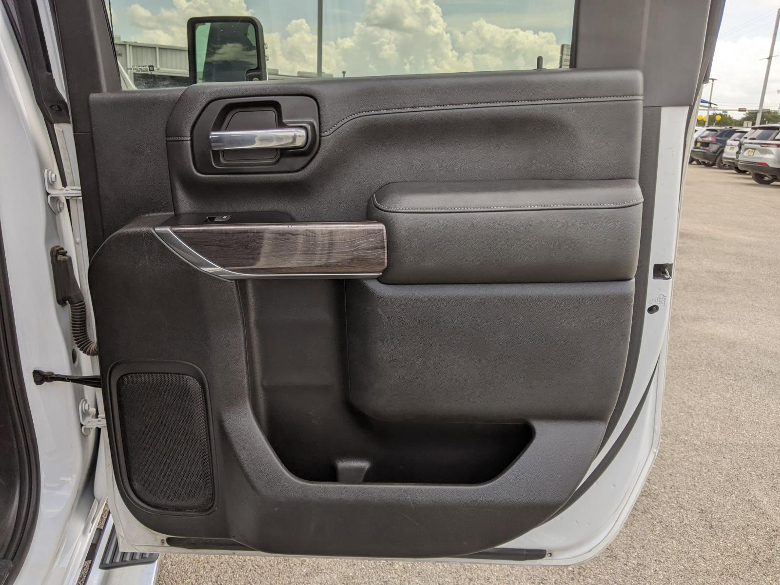 2020 Chevrolet Silverado 2500 HD Vehicle Photo in Seguin, TX 78155