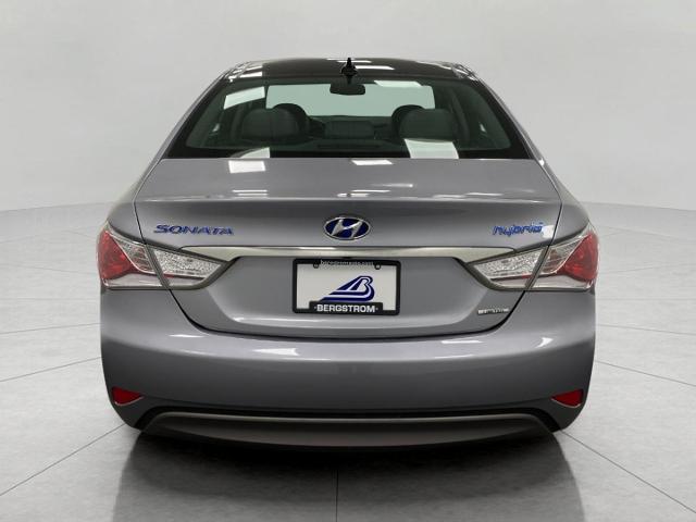 2014 Hyundai SONATA Hybrid Vehicle Photo in Appleton, WI 54913
