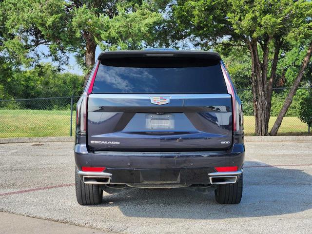 2022 Cadillac Escalade Vehicle Photo in DENTON, TX 76210-9321