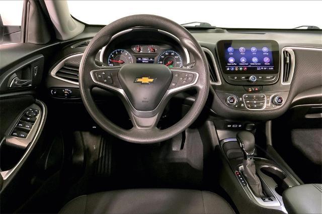 2022 Chevrolet Malibu Vehicle Photo in Lees Summit, MO 64086