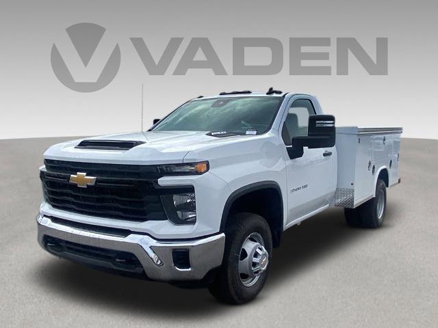 2024 Chevrolet Silverado 3500 HD Chassis Cab Vehicle Photo in SAVANNAH, GA 31406-4513