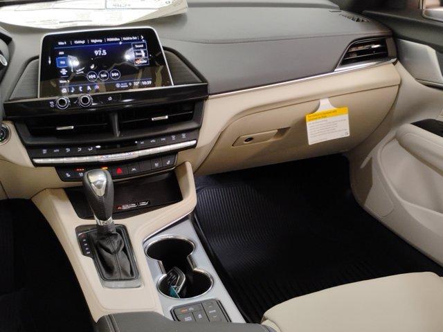 2025 Cadillac CT4 Vehicle Photo in PINEVILLE, NC 28134-8495