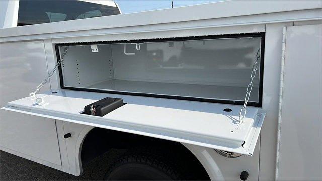2024 Chevrolet Silverado 3500 HD Chassis Cab Vehicle Photo in TOPEKA, KS 66609-0000