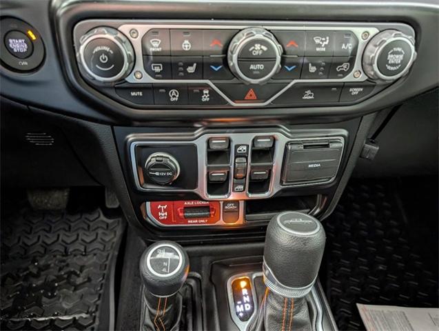 2021 Jeep Gladiator Vehicle Photo in ENGLEWOOD, CO 80113-6708
