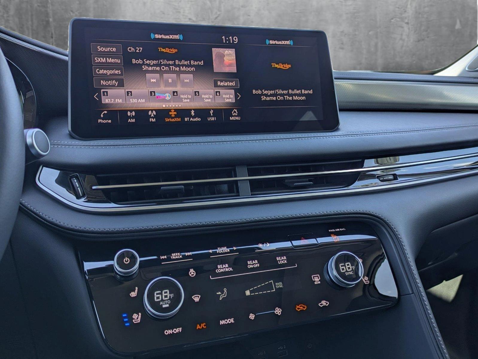 2025 INFINITI QX60 Vehicle Photo in Tustin, CA 92782