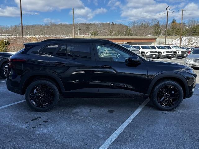 2025 Chevrolet Trax Vehicle Photo in GARDNER, MA 01440-3110