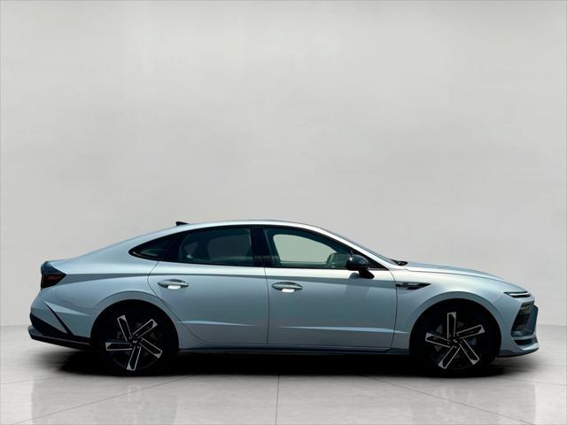 2025 Hyundai SONATA Vehicle Photo in Green Bay, WI 54304