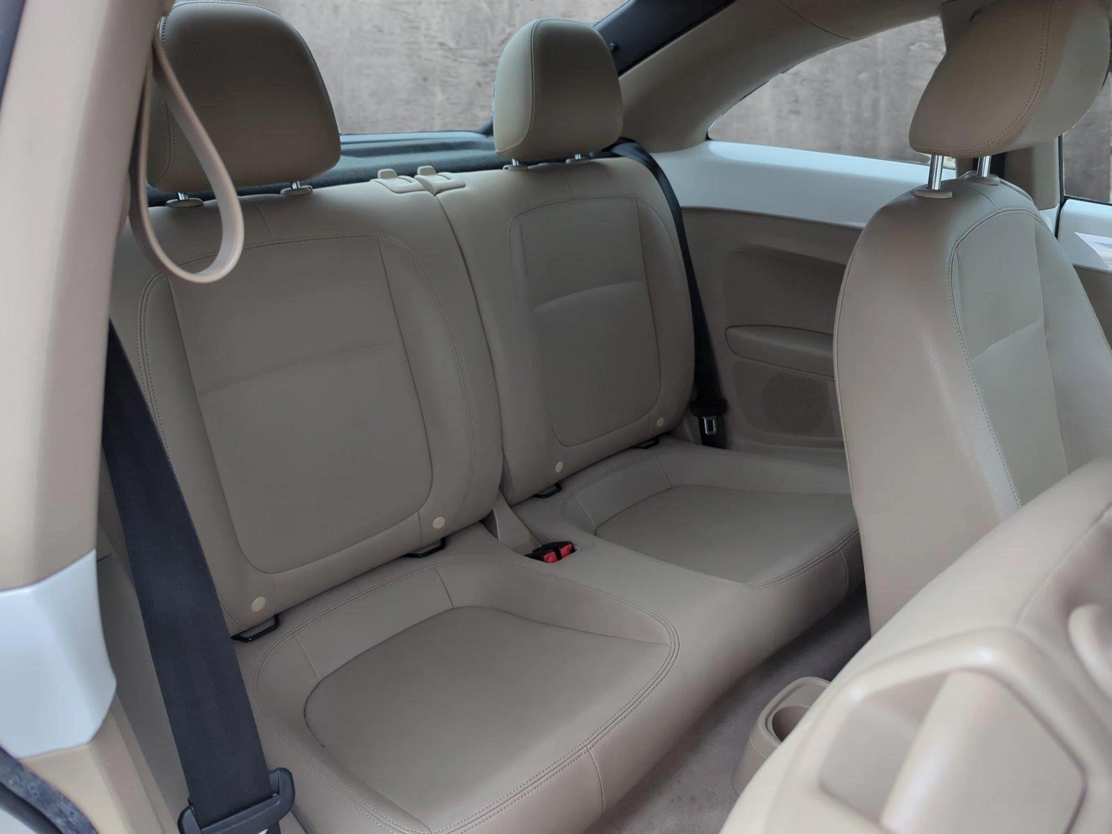 2013 Volkswagen Beetle Coupe Vehicle Photo in Memphis, TN 38125