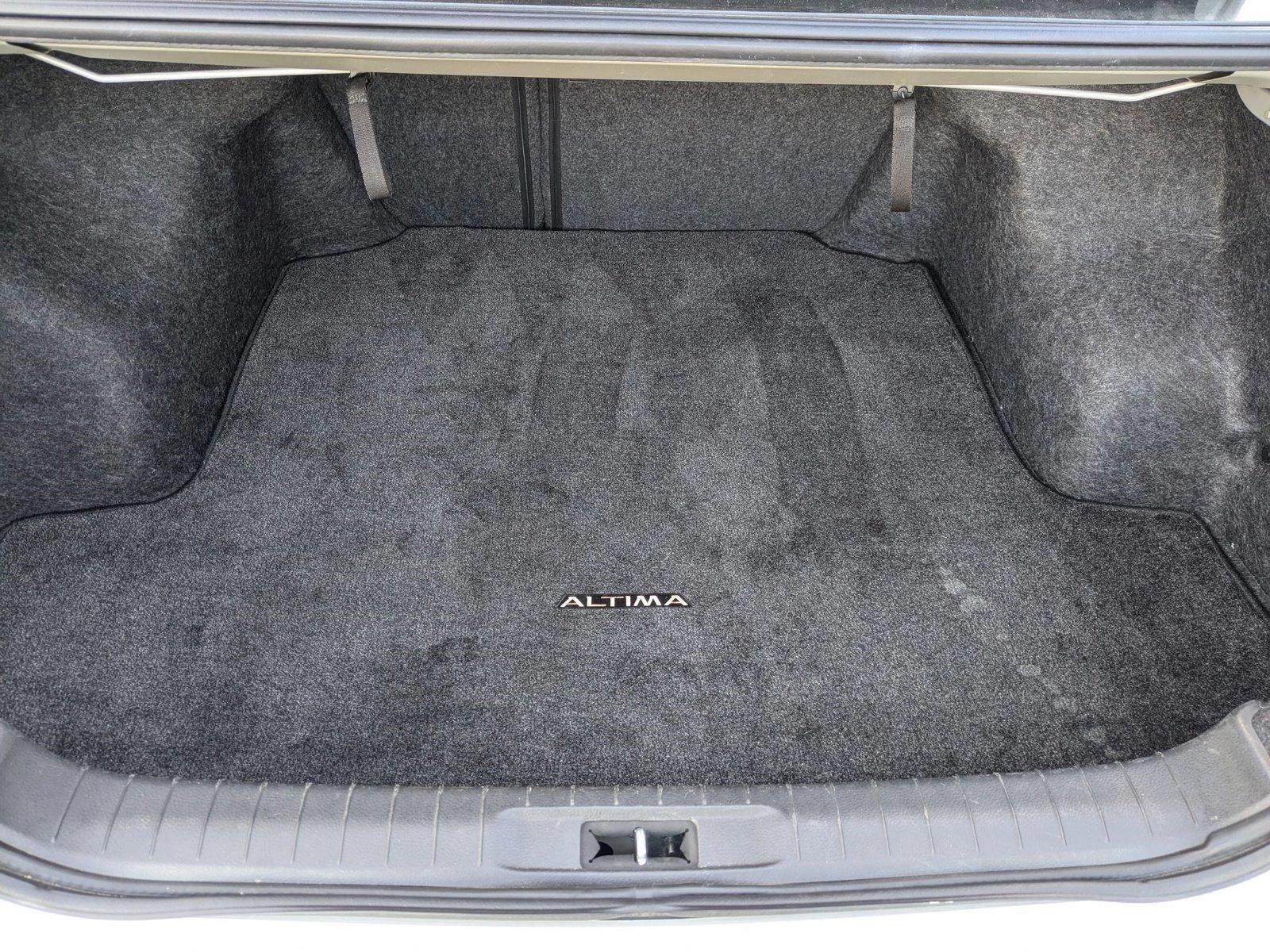 2018 Nissan Altima Vehicle Photo in VALENCIA, CA 91355-1705