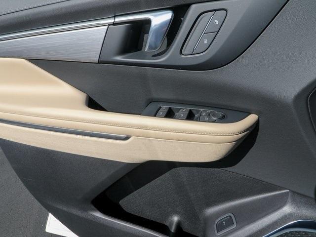 2025 Buick Enclave Vehicle Photo in HOMOSASSA, FL 34448-1461