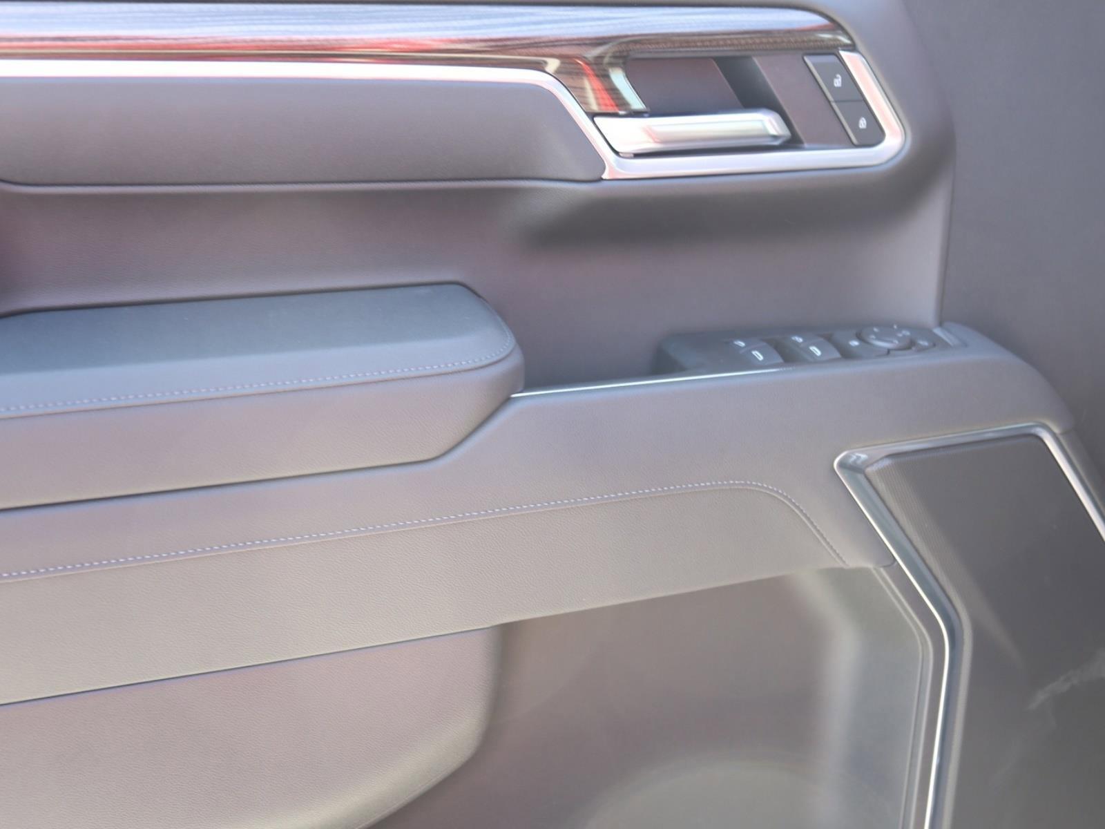 2025 Chevrolet Silverado 1500 Vehicle Photo in LOS ANGELES, CA 90007-3794