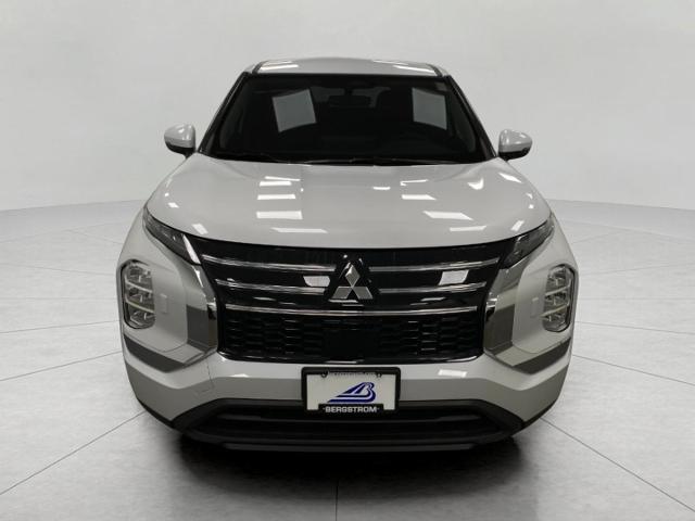 2025 Mitsubishi Outlander Vehicle Photo in Appleton, WI 54913