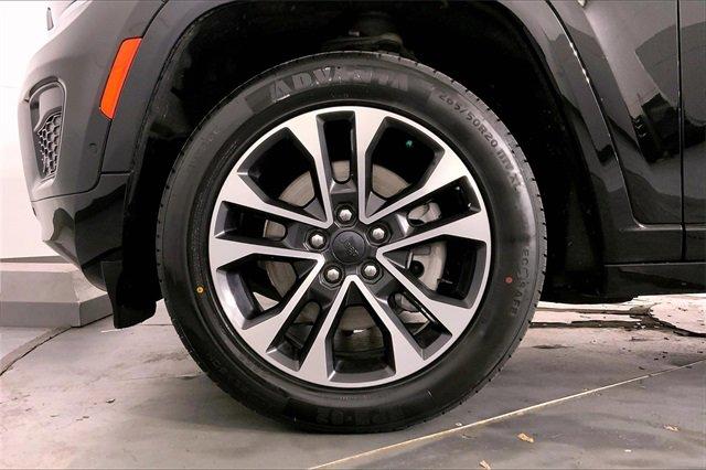 2021 Jeep Grand Cherokee L Vehicle Photo in INDEPENDENCE, MO 64055-1314