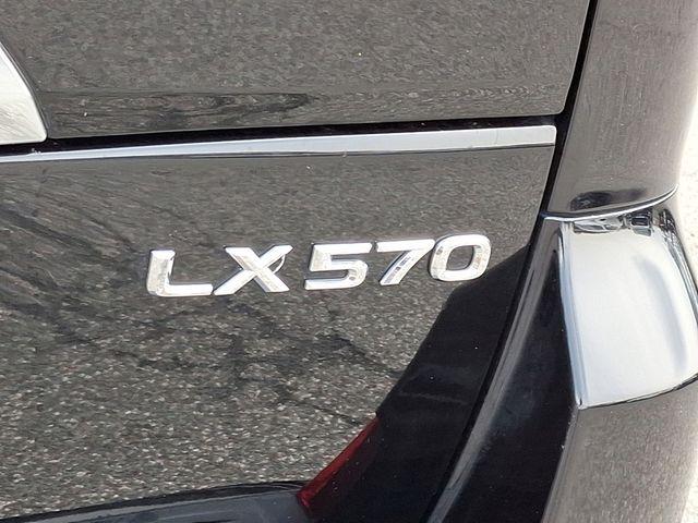 2018 Lexus LX 570 Vehicle Photo in DANBURY, CT 06810-5034