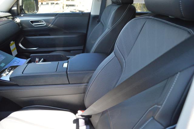 2025 INFINITI QX80 Vehicle Photo in Houston, TX 77090