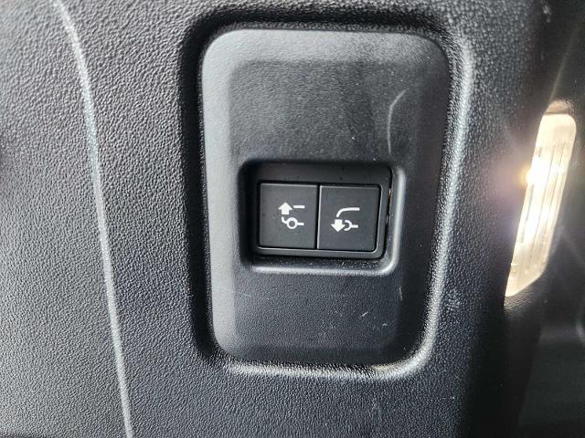 2022 Defender Vehicle Photo in Grapevine, TX 76051