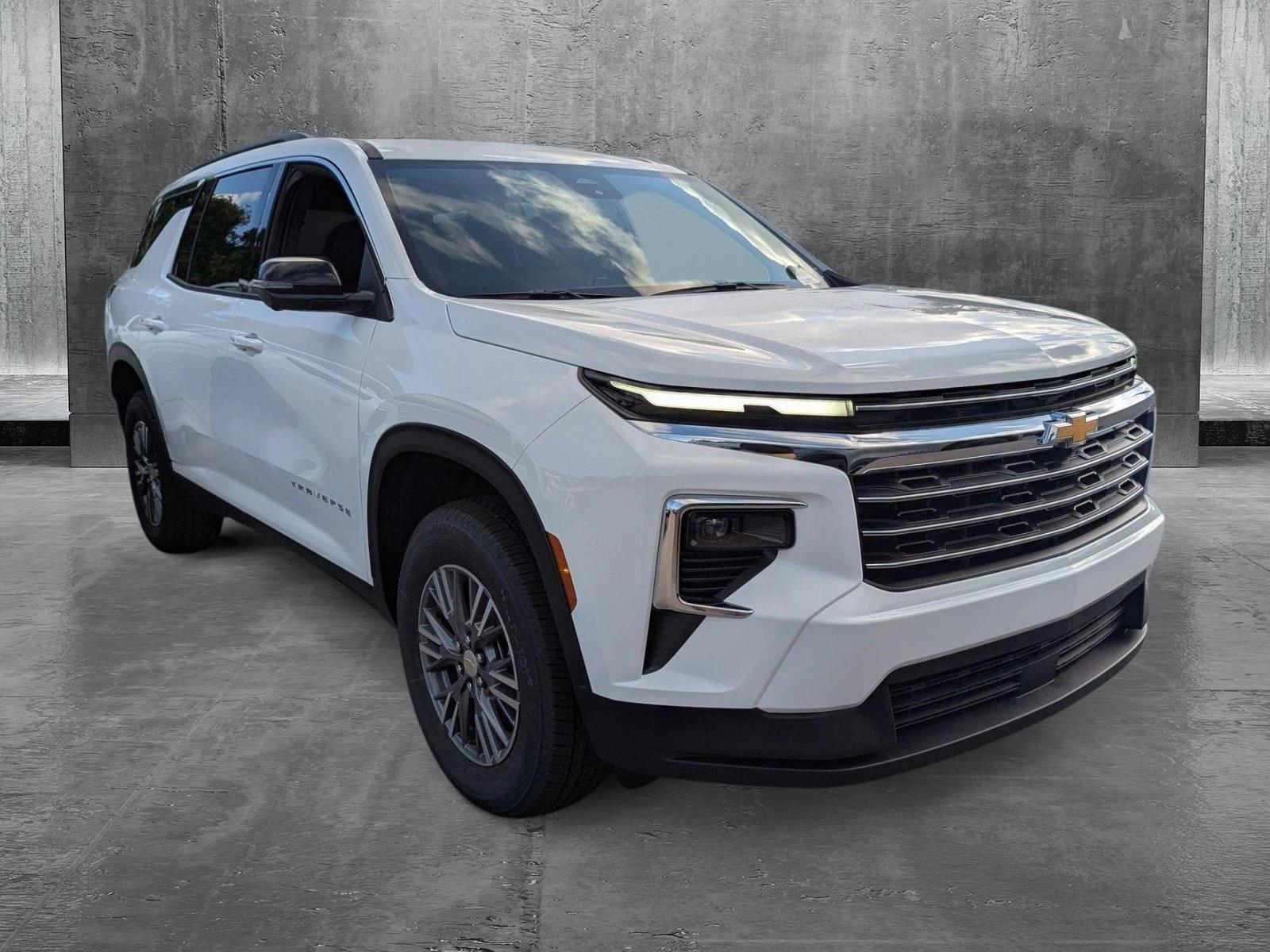 2025 Chevrolet Traverse Vehicle Photo in MIAMI, FL 33134-2699