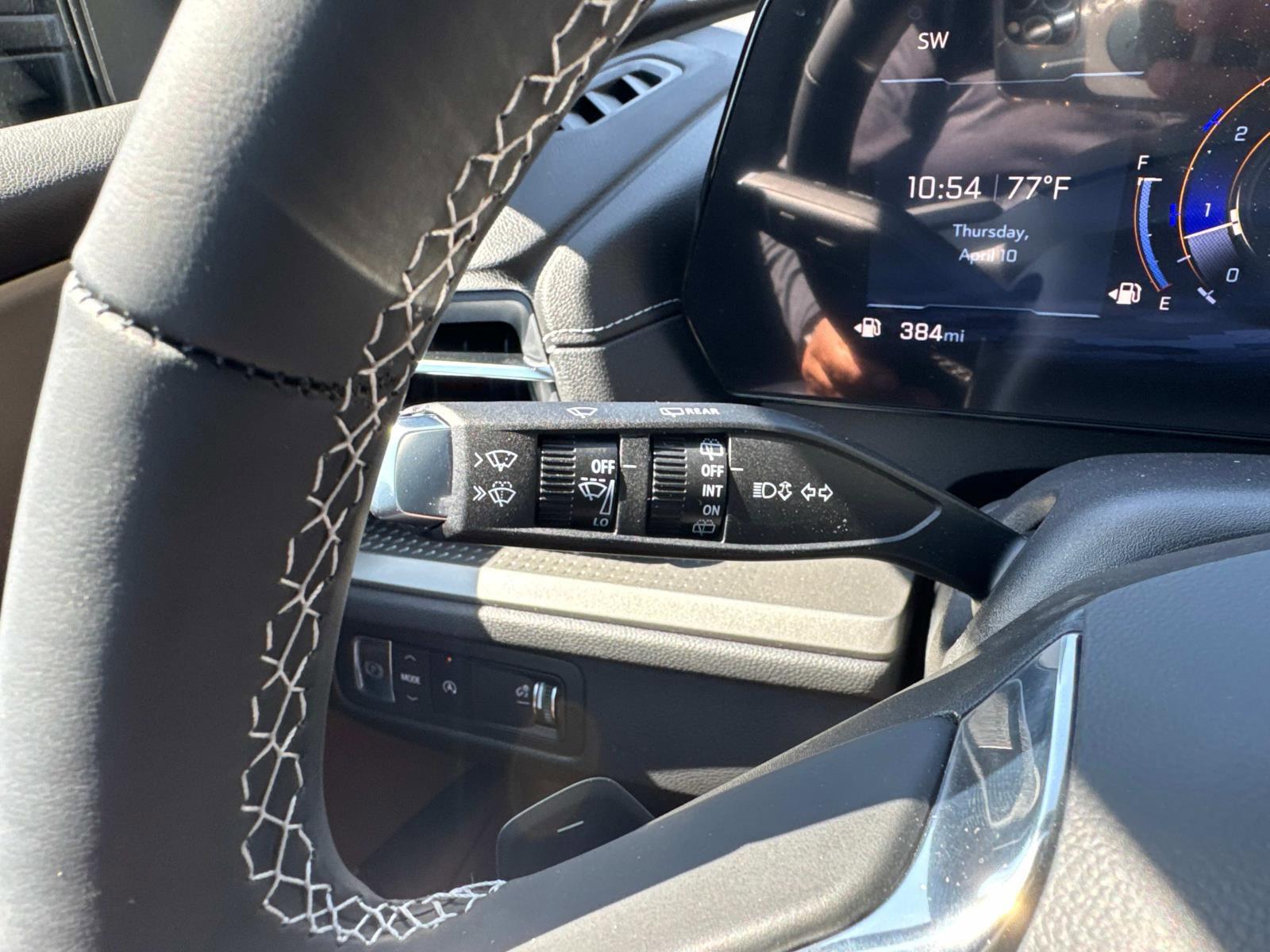 2025 Chevrolet Traverse Vehicle Photo in LOS ANGELES, CA 90007-3794