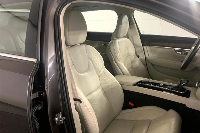2021 Volvo S90 Vehicle Photo in Lees Summit, MO 64086