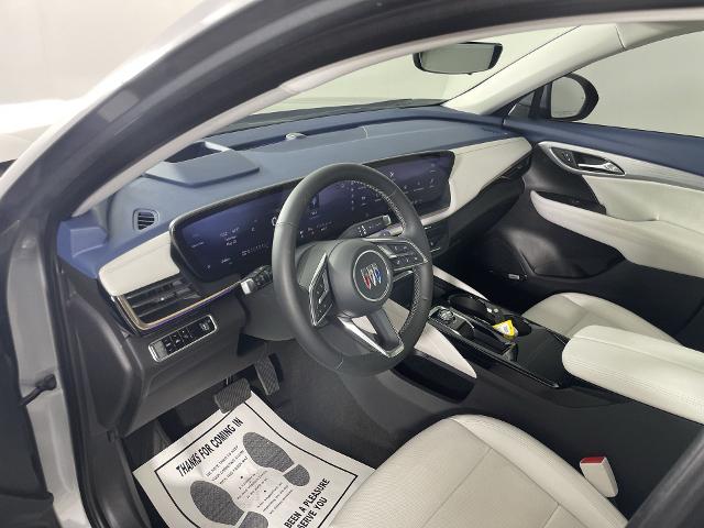 2025 Buick Envision Vehicle Photo in GILBERT, AZ 85297-0402