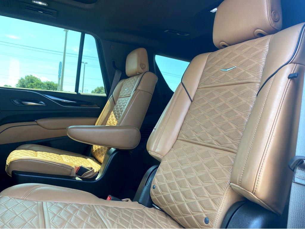 2022 Cadillac Escalade Vehicle Photo in SAVANNAH, GA 31406-4513