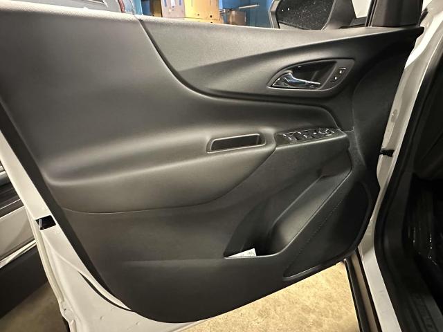2023 Chevrolet Equinox Vehicle Photo in Roslyn, NY 11576