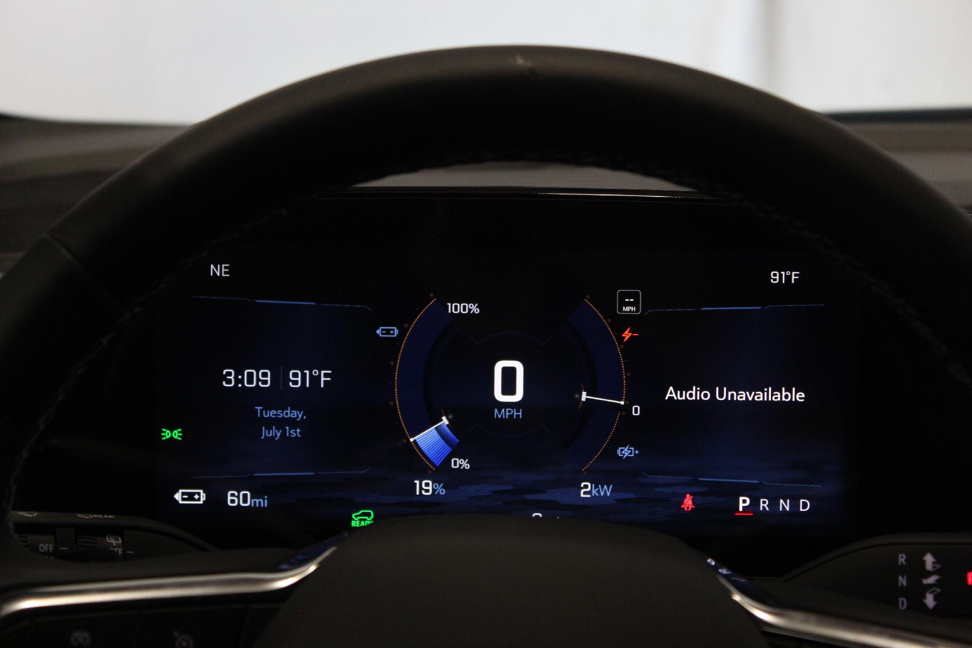 2025 Chevrolet Equinox EV Vehicle Photo in NORTHAMPTON, MA 01060-1120