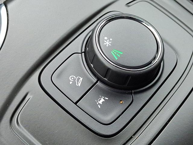 2022 GMC Terrain Vehicle Photo in TREVOSE, PA 19053-4984