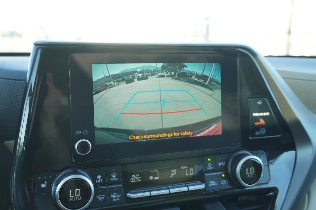 2025 Toyota Highlander Vehicle Photo in Riverdale, UT 84405