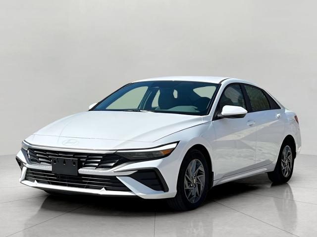 2025 Hyundai ELANTRA Hybrid Vehicle Photo in Green Bay, WI 54304