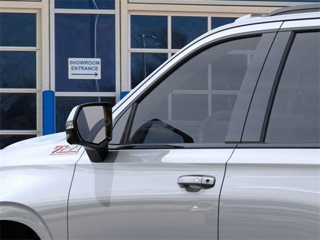 2025 Chevrolet Tahoe Vehicle Photo in ENGLEWOOD, CO 80113-6708