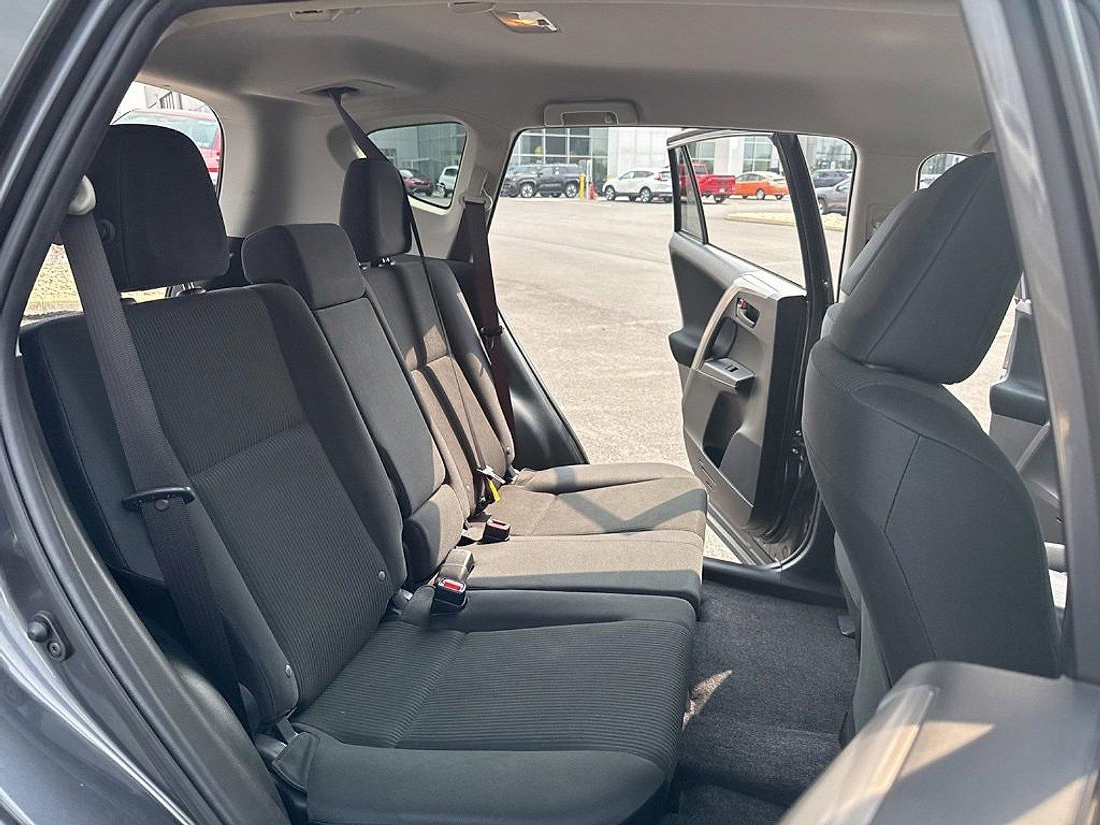 2018 Toyota RAV4 Vehicle Photo in Harrisburg, PA 17111