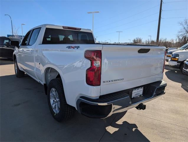 2025 Chevrolet Silverado 1500 Vehicle Photo in ENGLEWOOD, CO 80113-6708