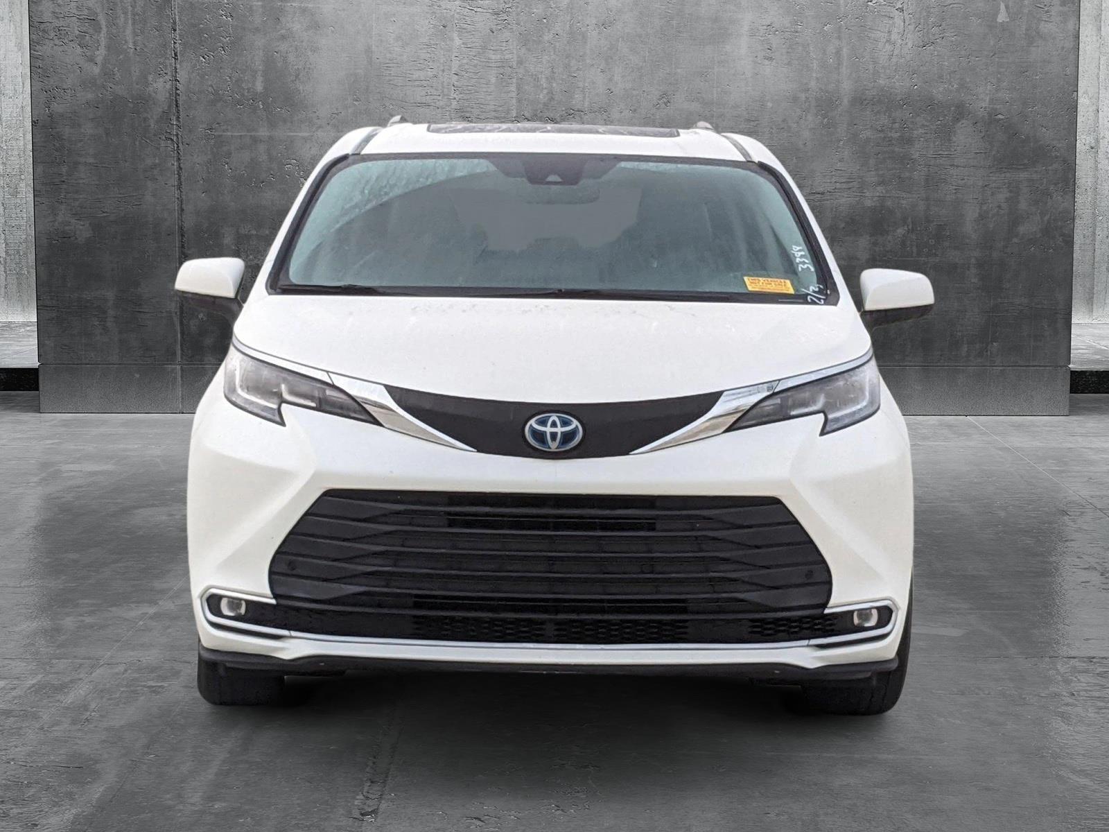 2021 Toyota Sienna Vehicle Photo in Davie, FL 33331