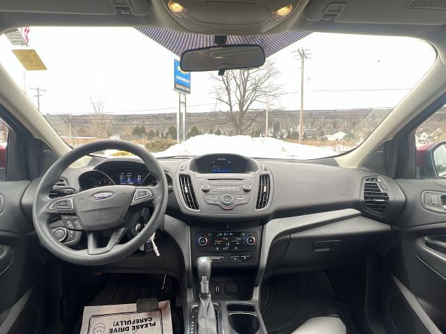 2017 Ford Escape Vehicle Photo in BOSTON, NY 14025-9684