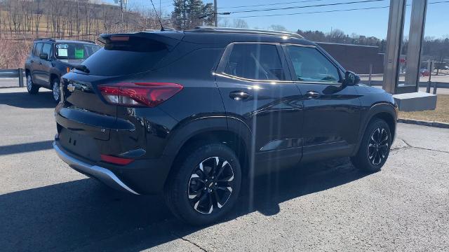 2022 Chevrolet Trailblazer Vehicle Photo in MOON TOWNSHIP, PA 15108-2571