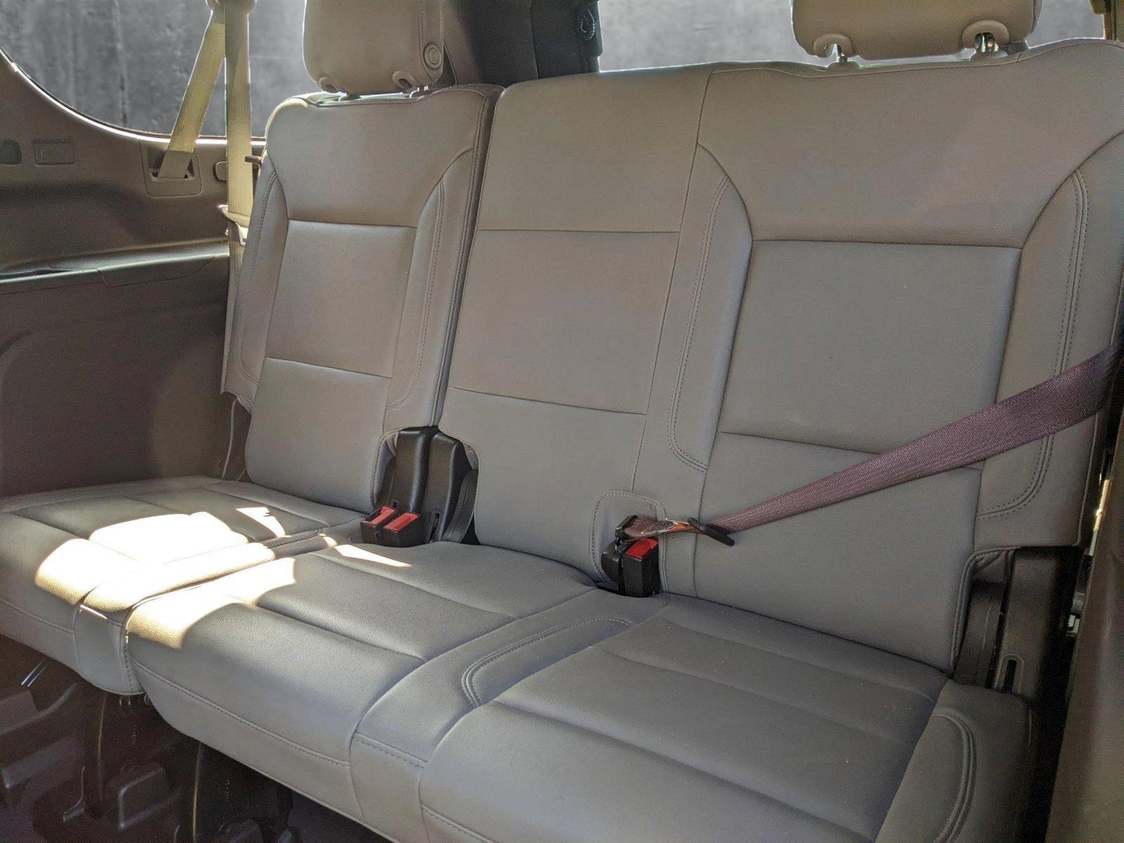 2021 Chevrolet Suburban Vehicle Photo in TIMONIUM, MD 21093-2300
