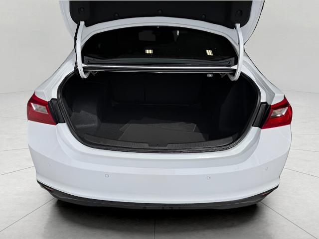2024 Chevrolet Malibu Vehicle Photo in Green Bay, WI 54304
