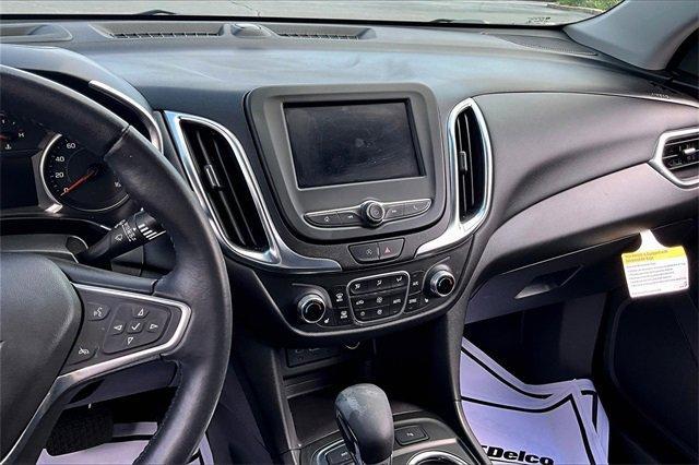 2022 Chevrolet Equinox Vehicle Photo in TOPEKA, KS 66609-0000