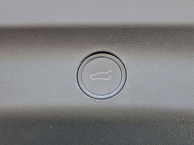 2020 Tesla Model Y Vehicle Photo in DANBURY, CT 06810-5034