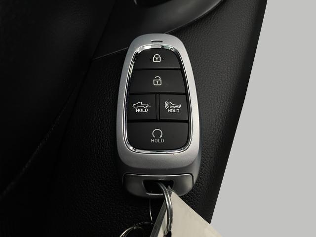 2024 Hyundai SANTA CRUZ Vehicle Photo in Appleton, WI 54913